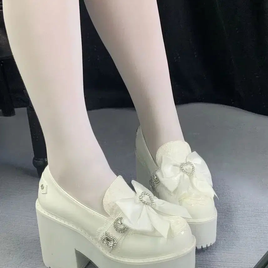 [BUNJANG] Heart Ribbon Platform Shoes (2 Colors) / 지뢰계 하트 리본 통굽 신발 지뢰계 펑크 구두 하이힐(2컬러)