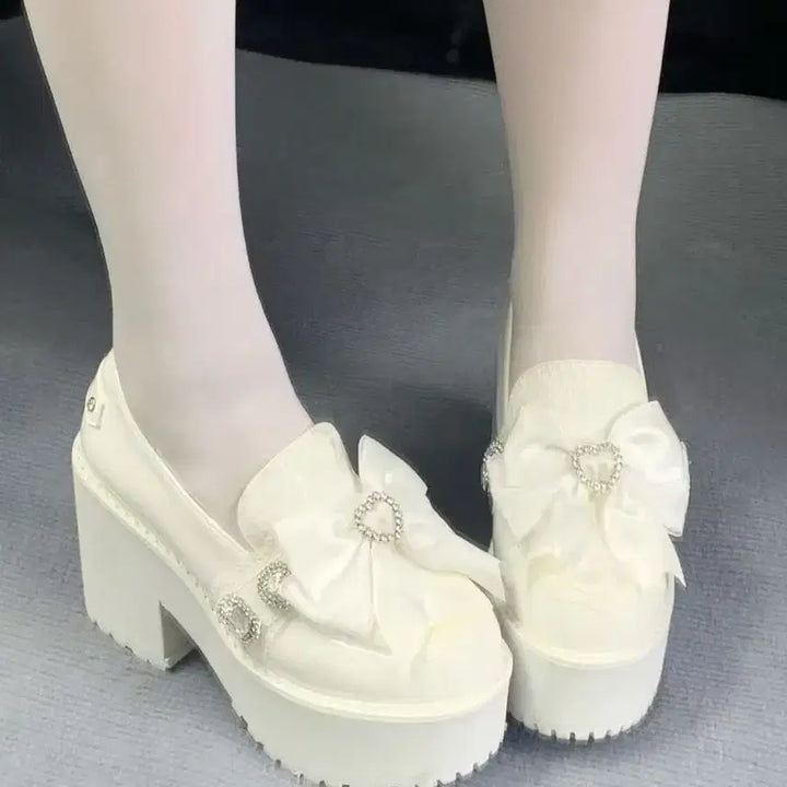 [BUNJANG] Heart Ribbon Platform Shoes (2 Colors) / 지뢰계 하트 리본 통굽 신발 지뢰계 펑크 구두 하이힐(2컬러)