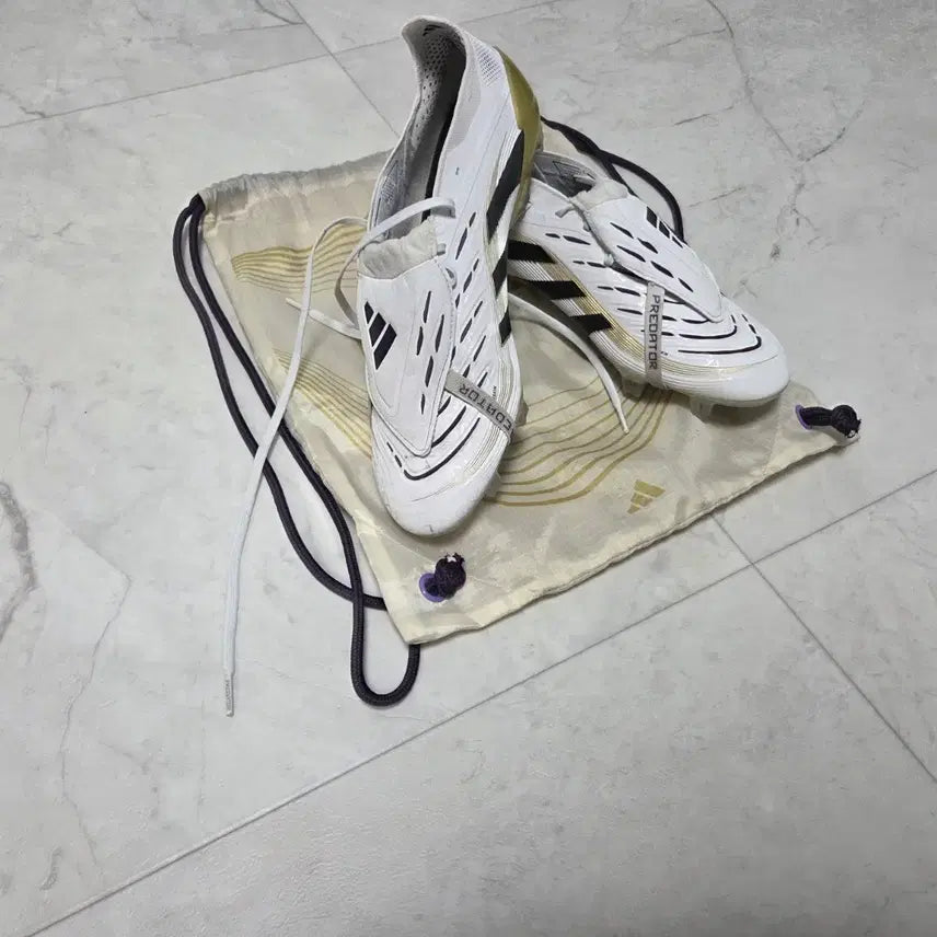 [BUNJANG] Adidas Predator Elite FT Soccer Cleats White/Gold / 아디다스 프레데터 엘리트 FT 축구화 화이트/골드