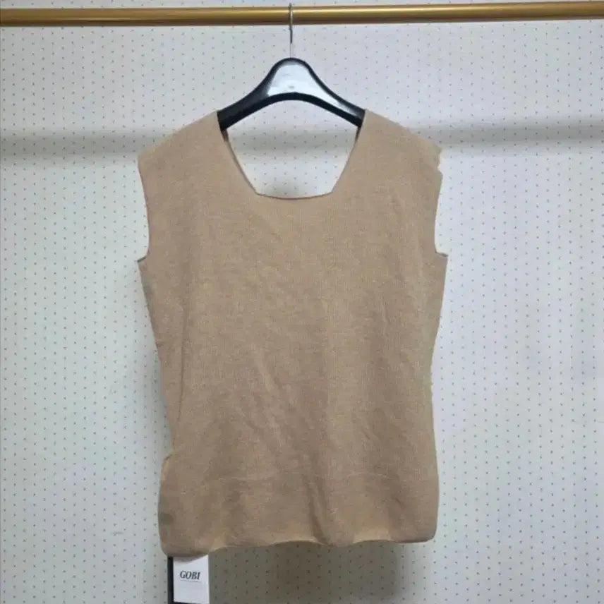 [SOLD OUT] 고비 실크캐시미어 니트탑66사이즈(새상품)