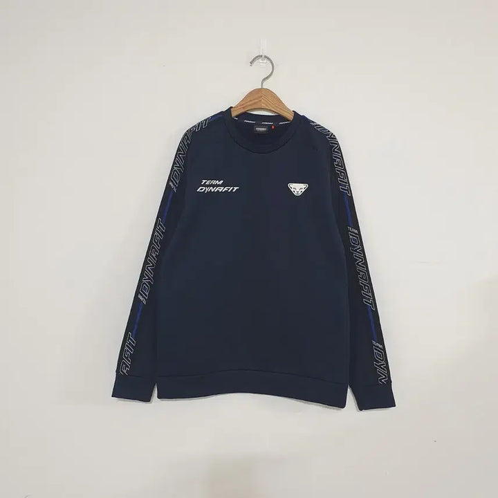 [BUNJANG] Dynafit Logo Navy Fleece Sweatshirt / No.26032013 다이나핏 로고 맨투맨 네이비 기모져지맨투맨