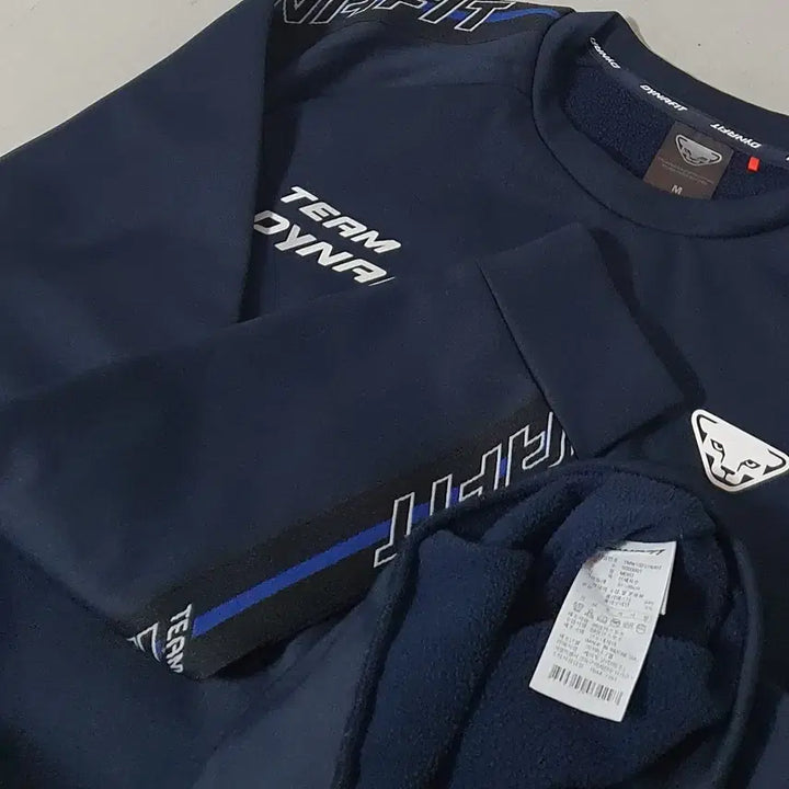 [BUNJANG] Dynafit Logo Navy Fleece Sweatshirt / No.26032013 다이나핏 로고 맨투맨 네이비 기모져지맨투맨