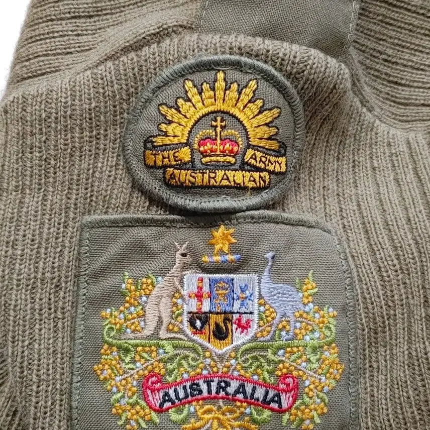 [BUNJANG] Military Wool Knit Sweater / 호주 밀리터리 군복 울 니트 스웨터 한정판 빈티지