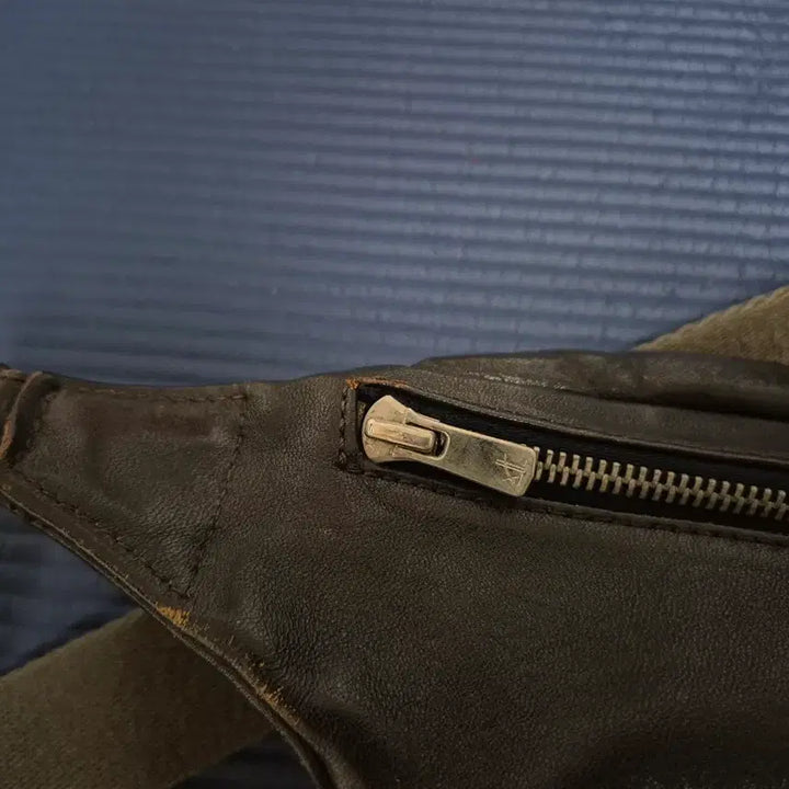 [BUNJANG] D.A.F.B.INE Hip Sack / 디아프바인 힙색