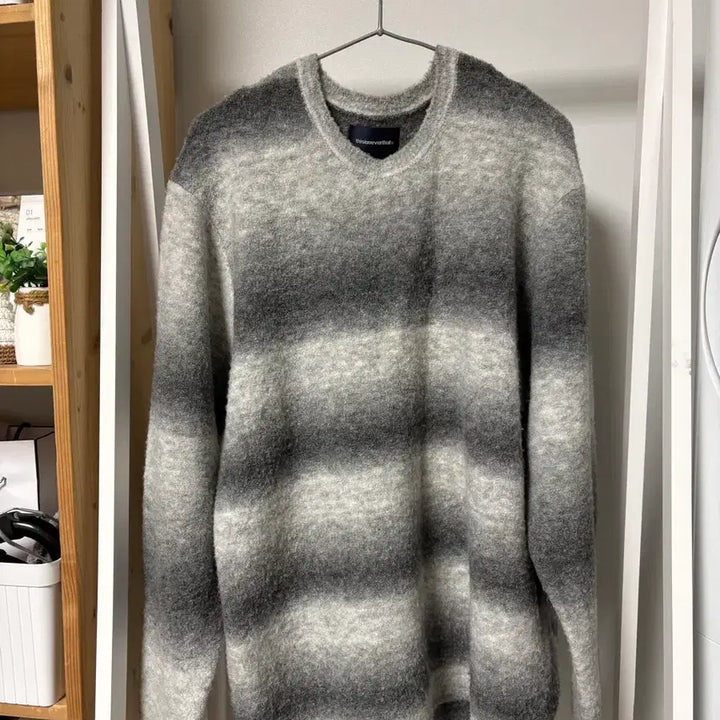 [BUNJANG] thisisneverthat Gradient Knit / 디스이즈네버댓 그라데이션 니트