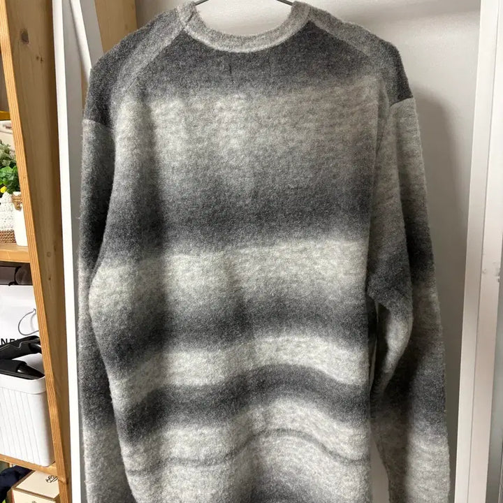 [BUNJANG] thisisneverthat Gradient Knit / 디스이즈네버댓 그라데이션 니트