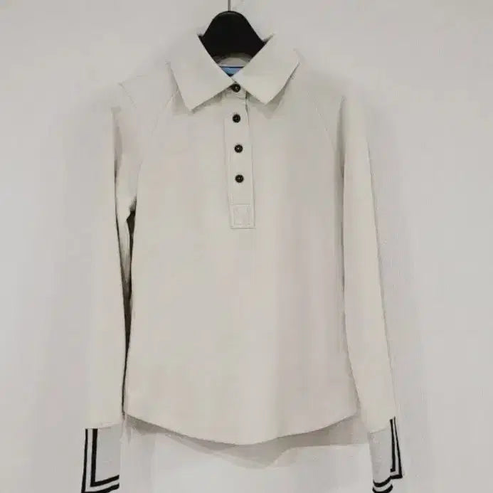 [SOLD OUT] 랑방 새상품 배색카라탑 85