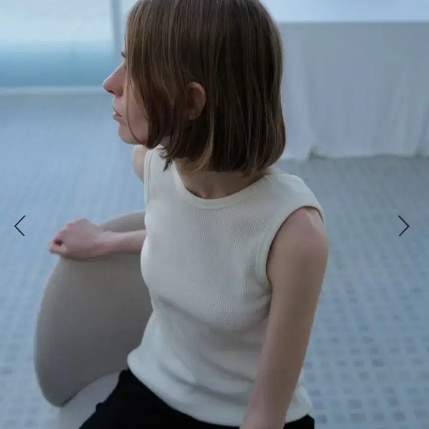 [BUNJANG] LE17SEPTEMBRE COY Cotton Sleeveless Top / LE17SEPTEMBRE COY TOP in COTTON 슬리브리스