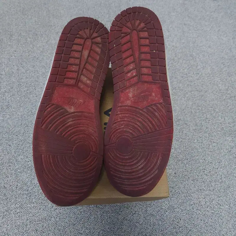 [BUNJANG] Nike Dunk Sneakers (Size 300) Sneakers / [300] 나이키 덩크 스니커즈 운동화