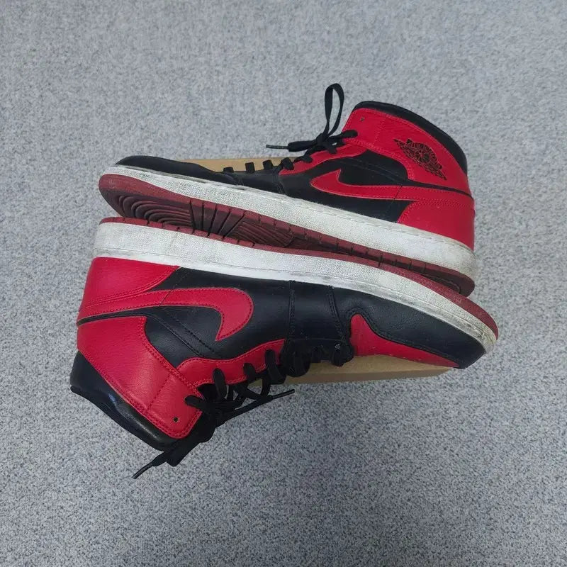 [BUNJANG] Nike Dunk Sneakers (Size 300) Sneakers / [300] 나이키 덩크 스니커즈 운동화