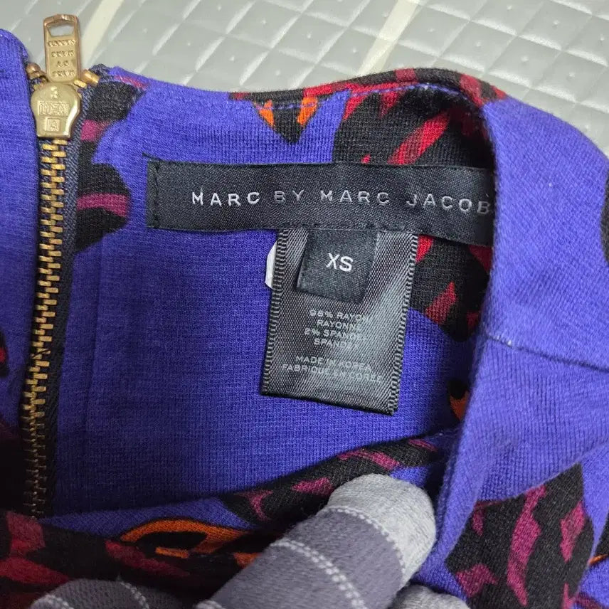 [BUNJANG] MARC BY MARC JACOBS Unique Pattern Mini Dress (XS) / 마크 바이 마크 제이콥스 유니크 패턴 원피스 (XS)