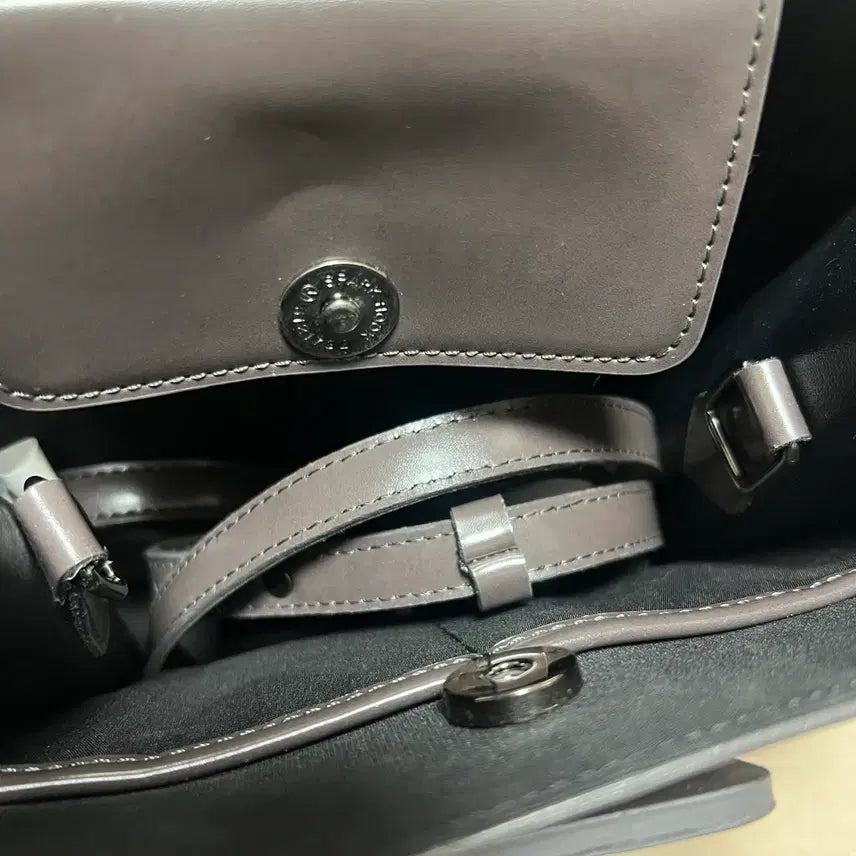 [BUNJANG] Belt Tote Crossbody Bag / 벨트 토트백 크로스백
