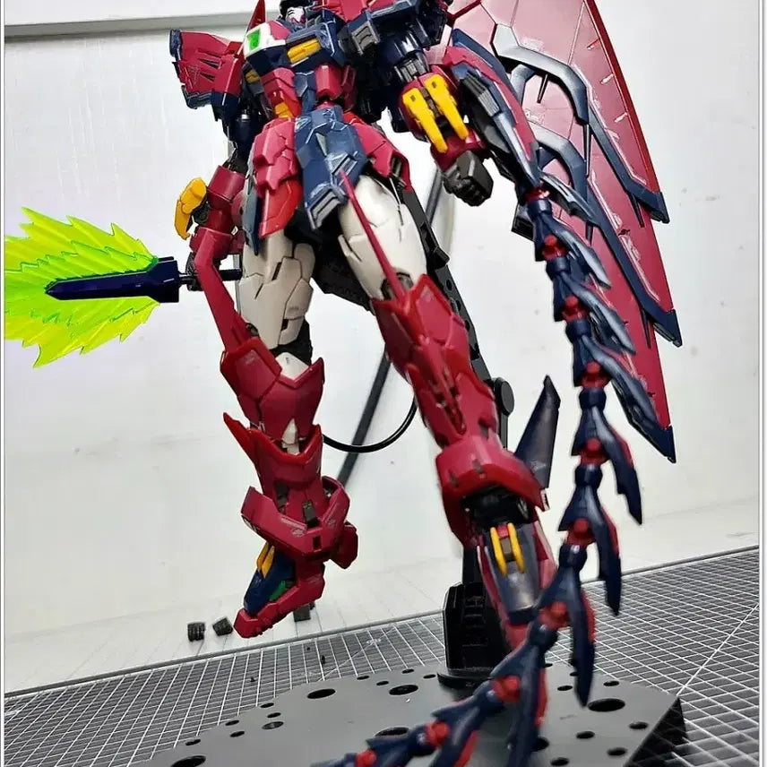[BUNJANG] RG Gundam Epyon Assembled Model Kit / RG 건담 에피온 판매합니다.