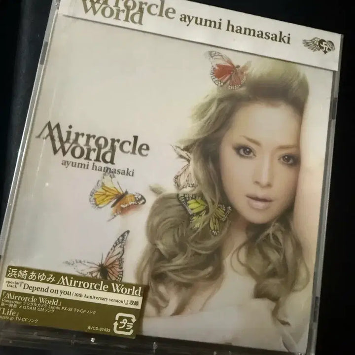 [BUNJANG] Ayumi Hamasaki 10th Anniversary Single Mirrorcle World / 하마사키 아유미 10주년 기념싱글 Mirrorcle World