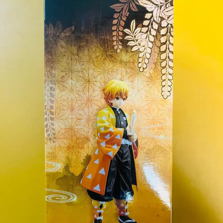 [BUNJANG] Zenitsu Banpresto Figure (Sealed) / 희귀)정품 미개봉 젠이츠 유대의장 반프레스토 피규어 귀멸의칼날 초회판