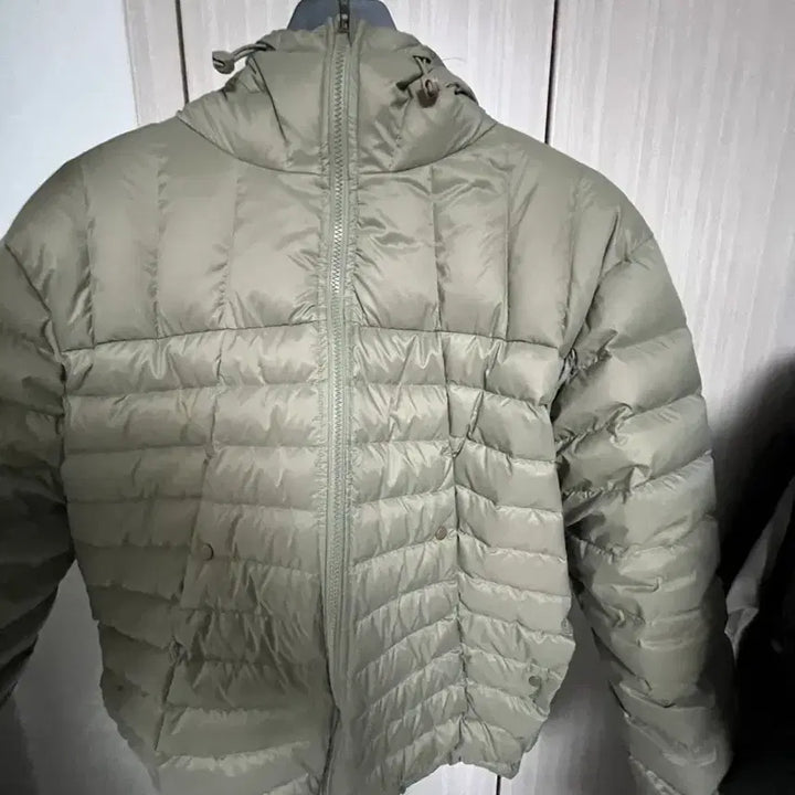 [BUNJANG] Archive Light Solin Padded Jacket - Khaki Gray (M) / 밀로 아카이브 라이트 솔린 패딩 [카키 그레이] M