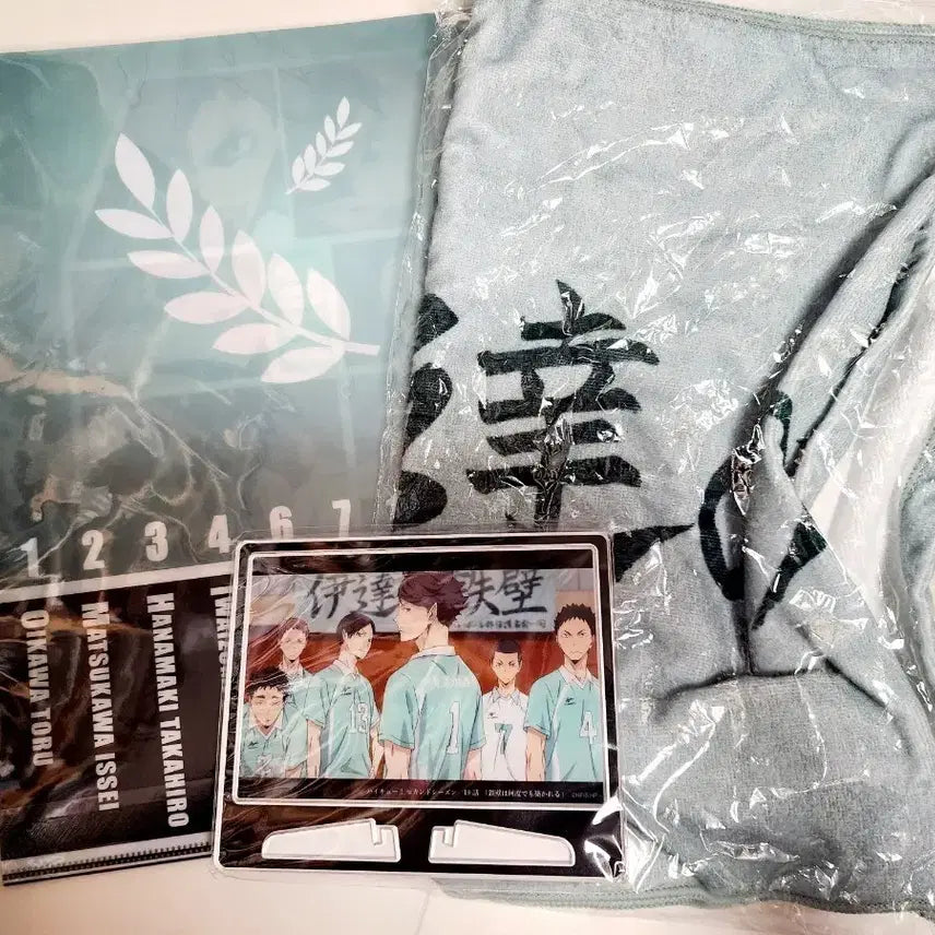[BUNJANG] Haikyu Seijo Oikawa Bundle Set / 하이큐 세이죠 스포츠타월 스포츠타올 슬로건+오이카와 아크릴+클리어파일