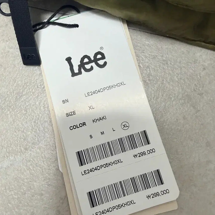 [SOLD OUT] 리 머스코비 다운 패딩
