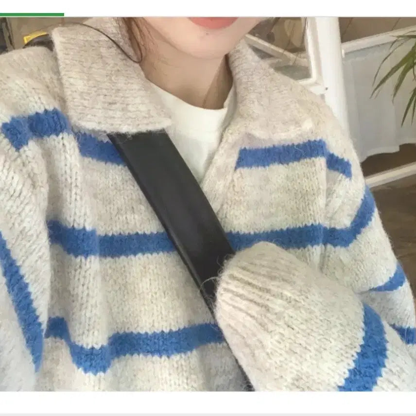 [BUNJANG] Stripe V-Neck Knit Top / @ 스트라이프 브이넥 니트 긴팔