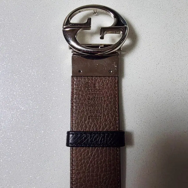 [BUNJANG] Gucci Leather Belt 85/34 (Authenticity Certificate) / 구찌 양면 가죽 벨트 85/34 폭4mm 공용 (정품 감정서)