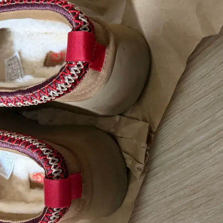 [BUNJANG] UGG Tazz 2 US Women's Boots / (3회착용) 미국 UGG 어그 타즈2 220