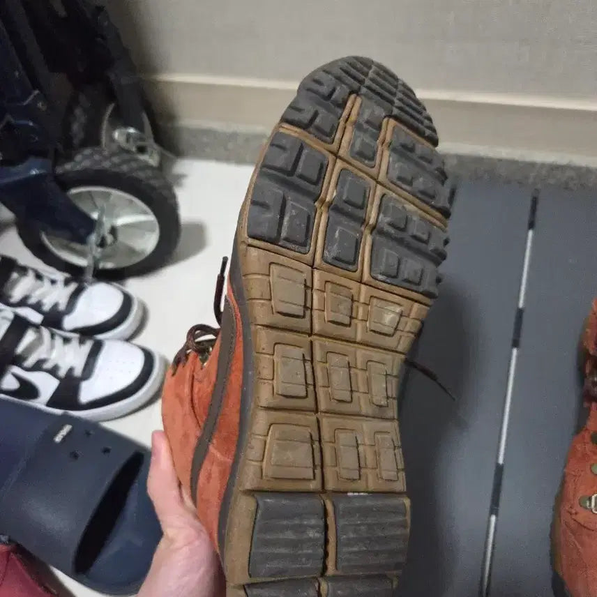 [BUNJANG] Nike SB Dunk High Poler Stuff Sneakers / 폴러스터프 x 나이키SB 덩크 하이 275mm