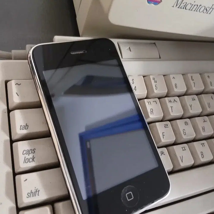 [BUNJANG] Vintage Apple iPhone (1st Generation) / 골동품 초레어 초창기 아이폰