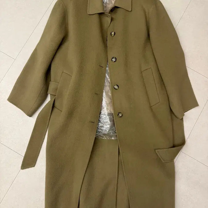 [BUNJANG] Overdue Flare Quilted Lining Handmade Coat - Khaki Beige / 오버듀플레어 퀄팅 리닝 핸드메이드 코트 카키베이지