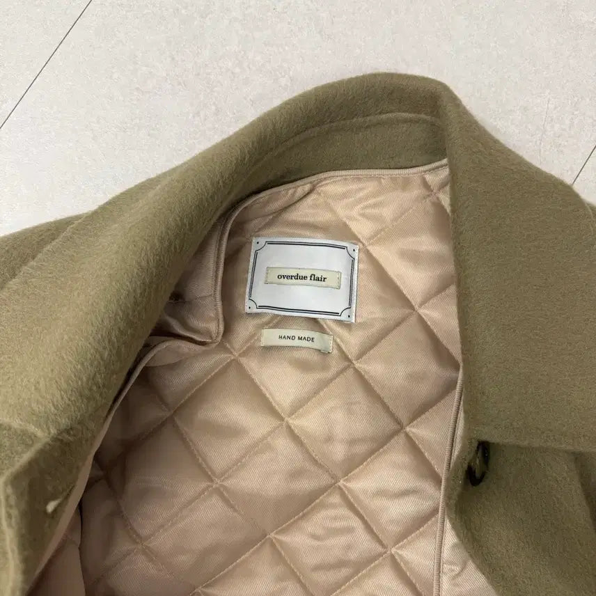 [BUNJANG] Overdue Flare Quilted Lining Handmade Coat - Khaki Beige / 오버듀플레어 퀄팅 리닝 핸드메이드 코트 카키베이지