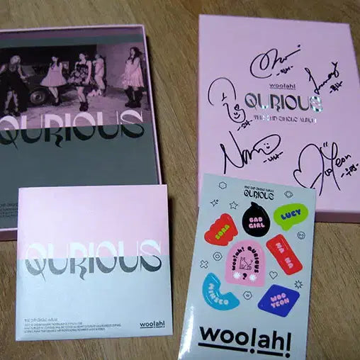 woo!ah! ( 우아! ) 친필싸인 - 싱글 2집 QURIOUS