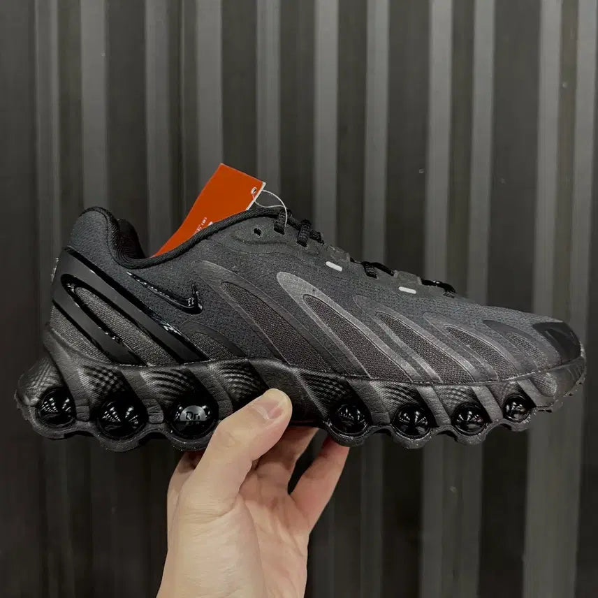[BUNJANG] Nike Air Max Dn8 Black Anthracite Sneakers / (250)(새상품)나이키 에어맥스 Dn8 블랙 앤트러사이드 올검