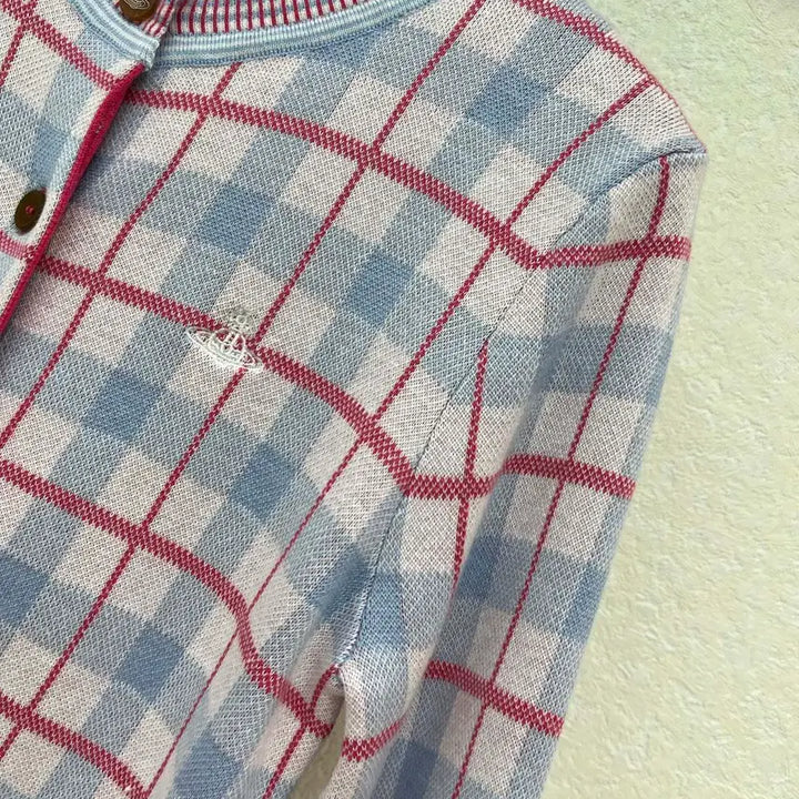 [BUNJANG] Vivienne Westwood Checkered Cardigan / 비비안웨스트우드 가디건  핑크 체크 자수 스몰로고 봄 여성