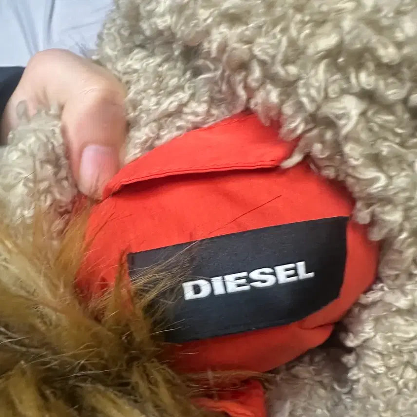 [BUNJANG] Diesel Wolf J-Pack Padded Jacket M / 디젤 오렌지 울프죠패딩 M