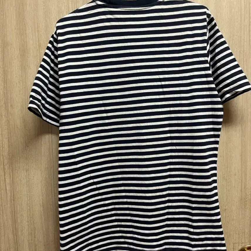 [BUNJANG] Uniqlo Striped Basic Short Sleeve T-shirt / 유니클로 스트라이프 기본 반팔티 L