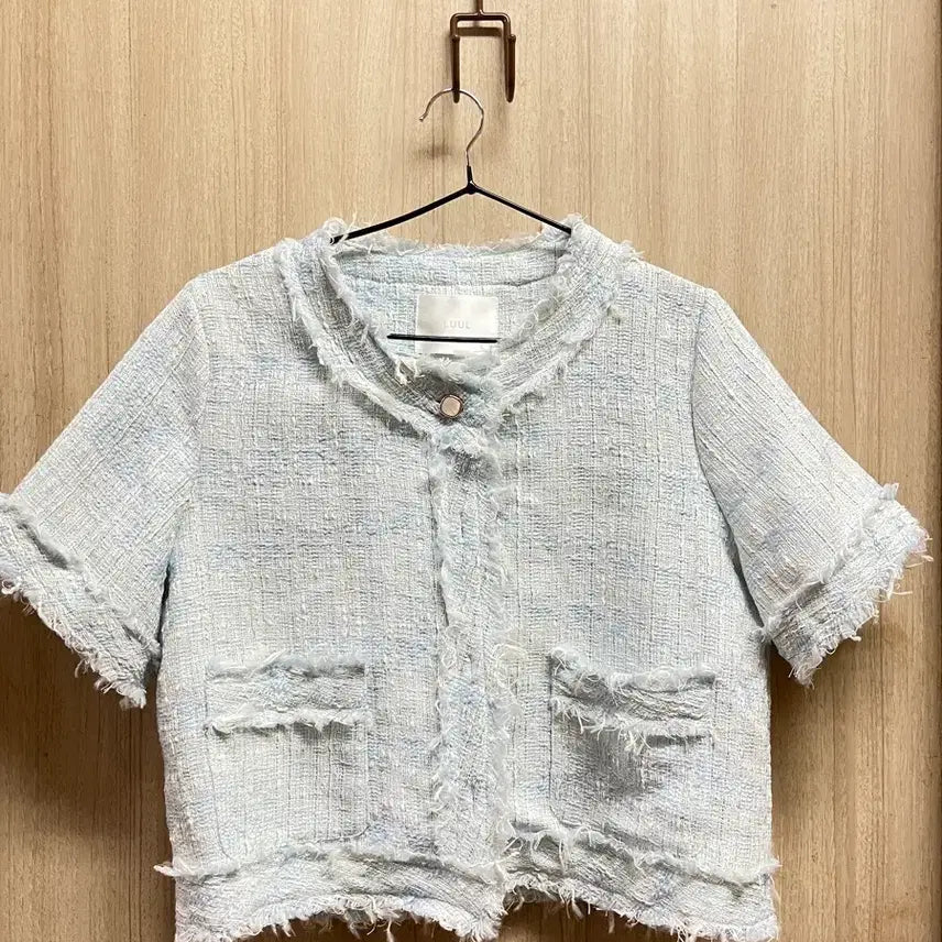 [BUNJANG] Luelle Light Sky Blue Tweed Crop Jacket / 루엘 연하늘색 트위드 테슬 크롭자켓 free
