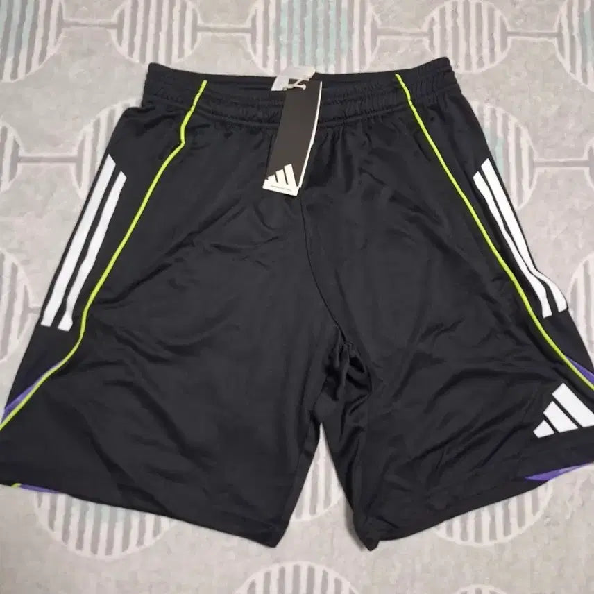 [BUNJANG] Adidas Training Shorts / 아디다스 트레이닝 반바지