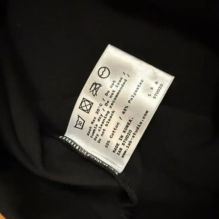 [BUNJANG] M IAB Studio Black T-shirt / [M] 아이앱 스튜디오 반팔 블랙