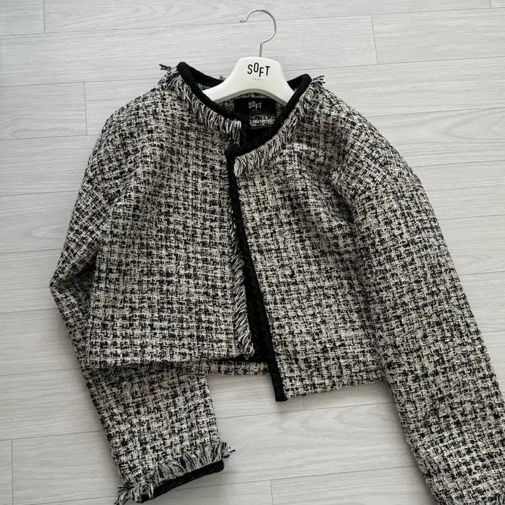 [BUNJANG] Soft Seoul Tweed Jacket / 소프트서울 트위드 자켓