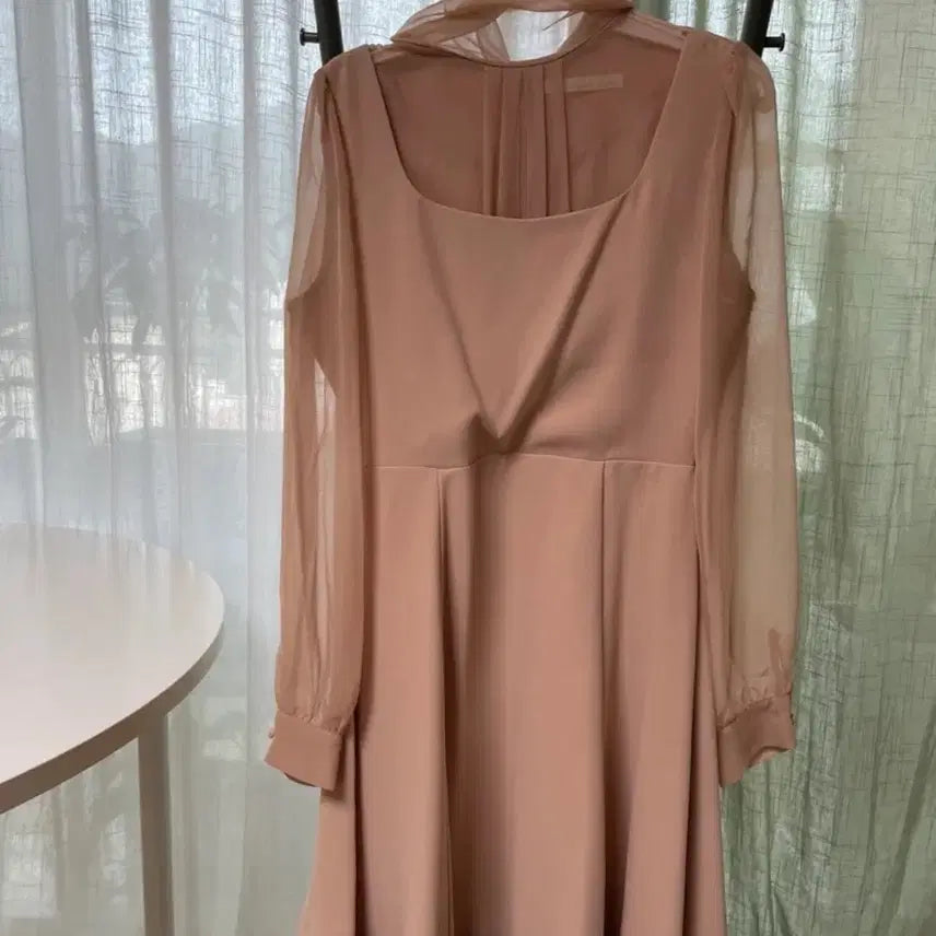 [BUNJANG] See-through Feminine Dress / 타이 시스루 여리여리 원피스