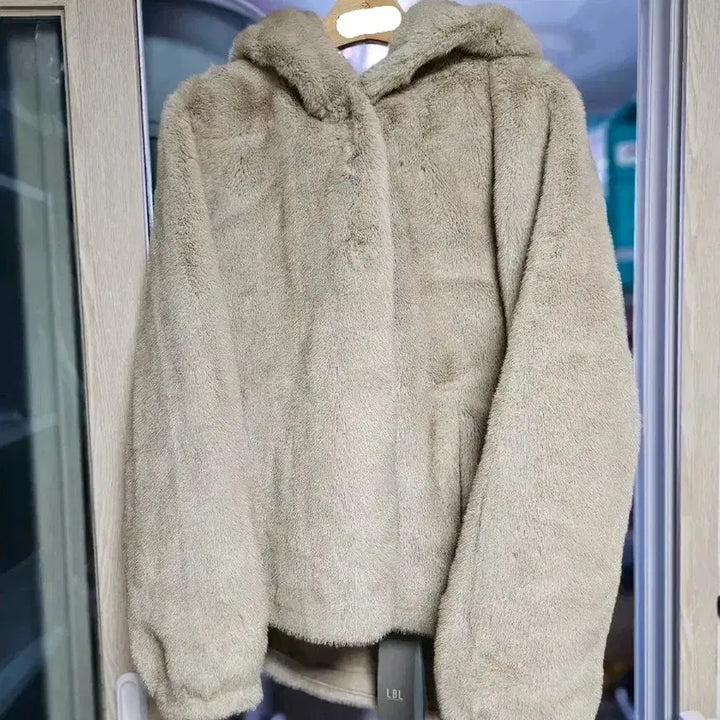 [BUNJANG] LBL Eco Mink Fur Hooded Jumper / LBL 에코밍크퍼