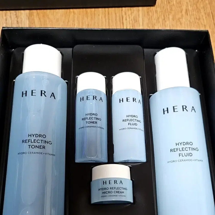 [BUNJANG] Hera Hydro Reflecting Basic Set / 헤라 하이드로 리플렉팅 기초 세트