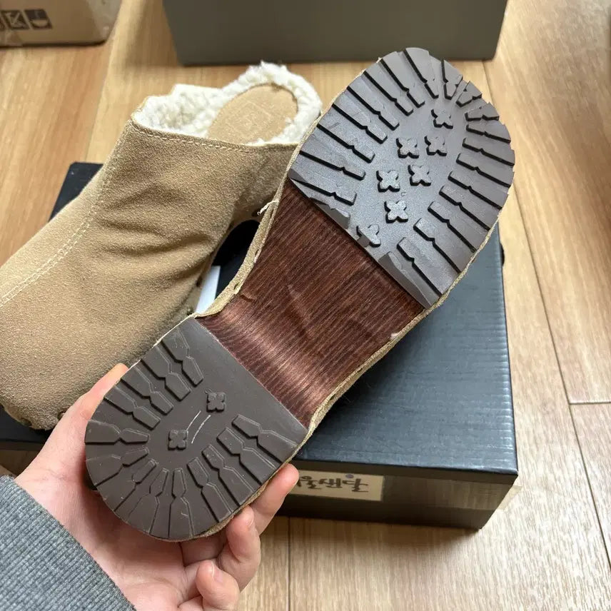 [BUNJANG] Mule Shoes / 양털 스웨이드 겨울 뮬 새상품