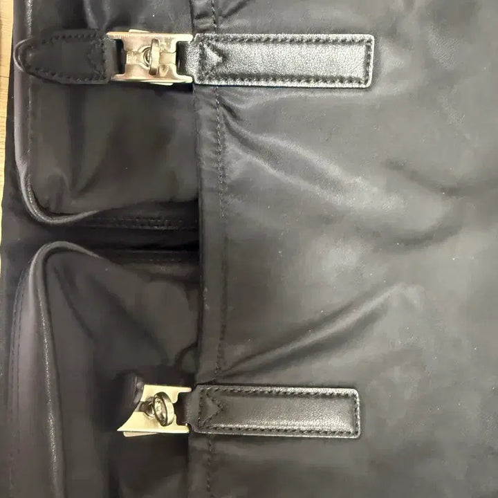 [BUNJANG] Vunque Hey Double Pocket Shoulder Medium / 분크 헤이 더블 포켓 숄더 미듐