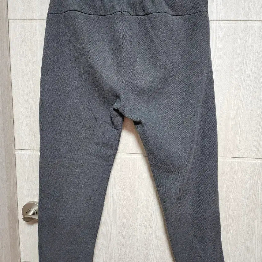 [BUNJANG] Charcoal Fleece Lined Training Pants / 기모 안감 차콜 트레이닝 바지