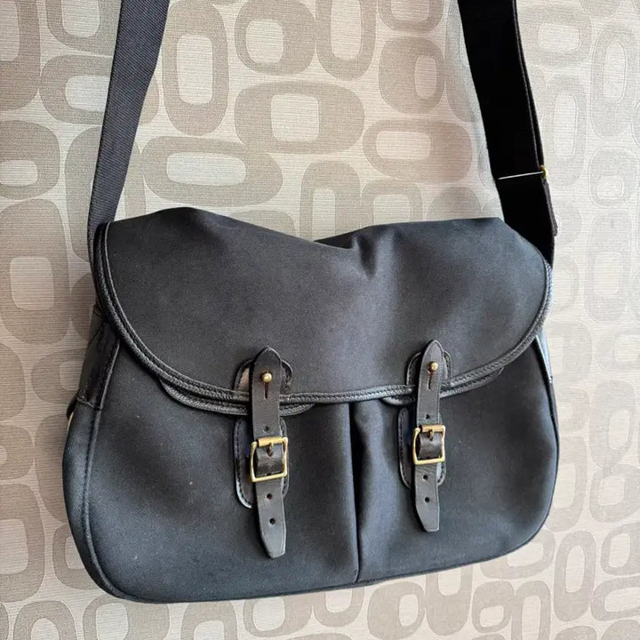 [BUNJANG] Ariel Brady Bag Black Large / Brady bag 브래디백 아리엘 크로스 백 블랙 라지