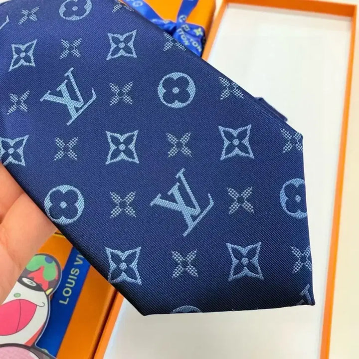 [BUNJANG] Louis Vuitton Tie - New / 루이비통 넥타이