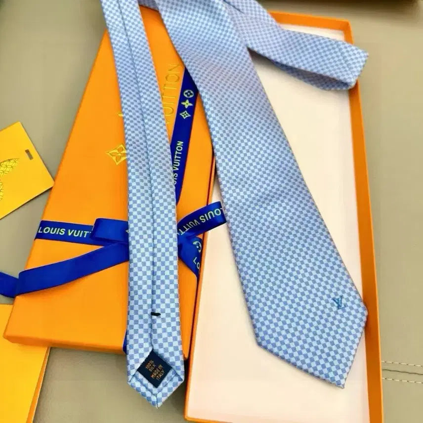 [BUNJANG] Louis Vuitton Tie - New / 루이비통 넥타이