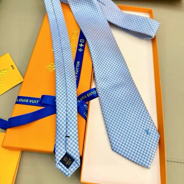 [BUNJANG] Louis Vuitton Tie - New / 루이비통 넥타이