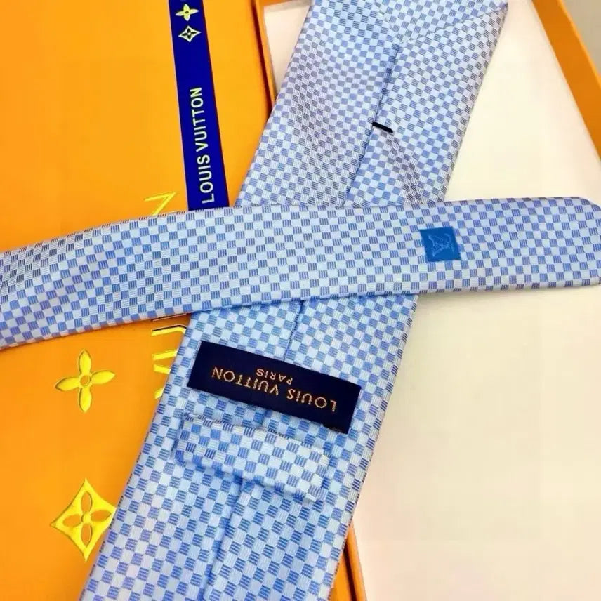 [BUNJANG] Louis Vuitton Tie - New / 루이비통 넥타이