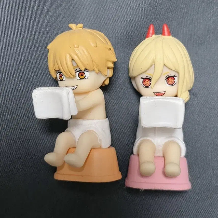 [BUNJANG] Chainsaw Man Denji &amp; Power Figure Bundle Set / 체인소맨 목욕 피규어 가챠 덴지 파워 일괄